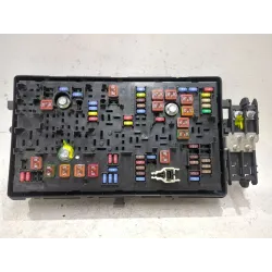 Recambio de caja reles / fusibles para opel insignia berlina (2008) 2.0 cdti referencia OEM IAM 1327588204  