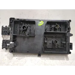 Recambio de caja reles / fusibles para opel insignia sedán 2.0 cdti referencia OEM IAM 1327588103  