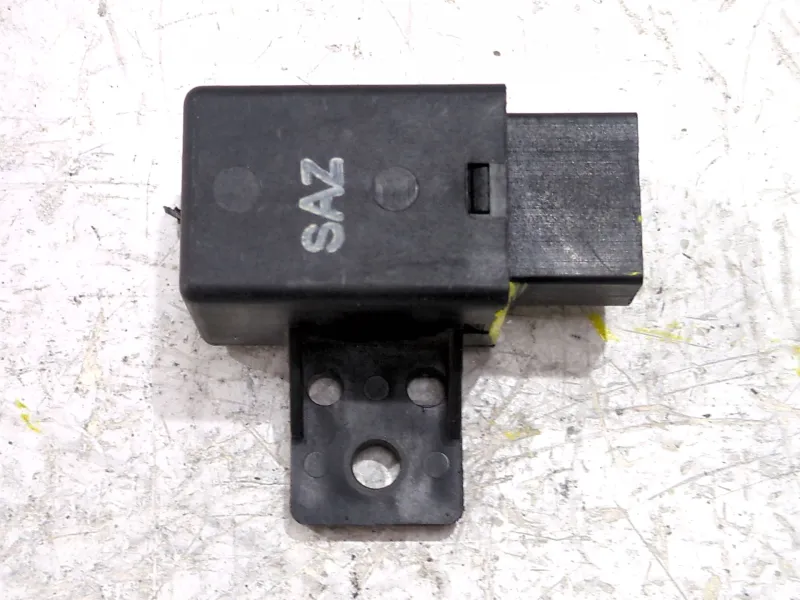 Recambio de rele para nissan vanette cargo (hc23)(05.1995) 2.3 d referencia OEM IAM SAZ  