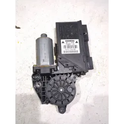 Recambio de motor elevalunas delantero izquierdo para audi a4 b6 (8e2) 2.0 referencia OEM IAM 0130821764  