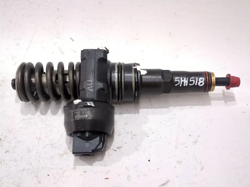 Recambio de inyector para seat ibiza iii (6l1) 1.9 tdi referencia OEM IAM 038130073AJ 0414720037  