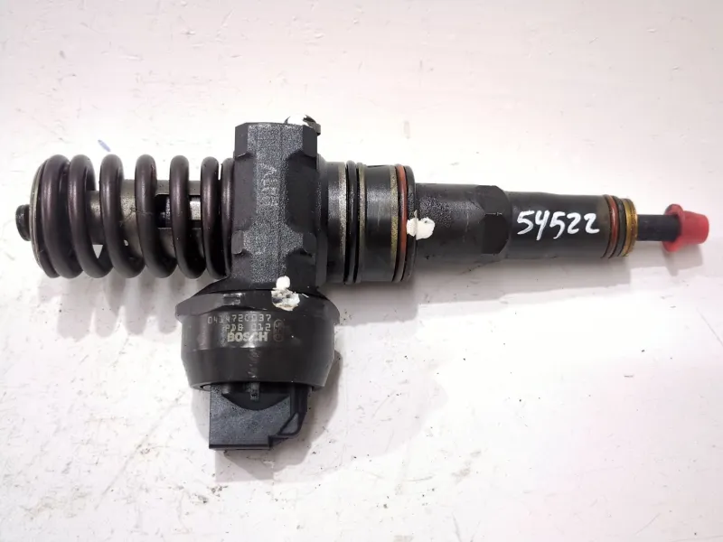 Recambio de inyector para seat ibiza iii (6l1) 1.9 tdi referencia OEM IAM 038130073AJ 0414720037  