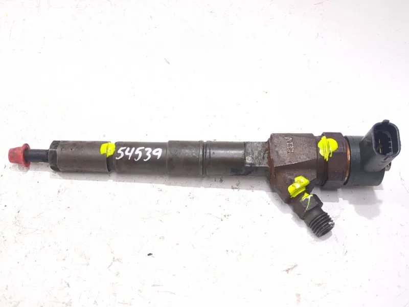 Recambio de inyector para opel vectra c berlina (2002) 1.9 cdti referencia OEM IAM 0445110159  