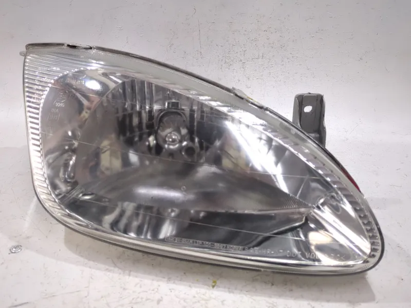 Recambio de faro delantero derecho para hyundai lantra berlina (rd)(1996) 1.9 d referencia OEM IAM 1013897  