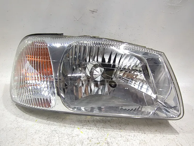 Recambio de faro delantero derecho para hyundai accent ii sedán (lc) 1.3 referencia OEM IAM R92102250  