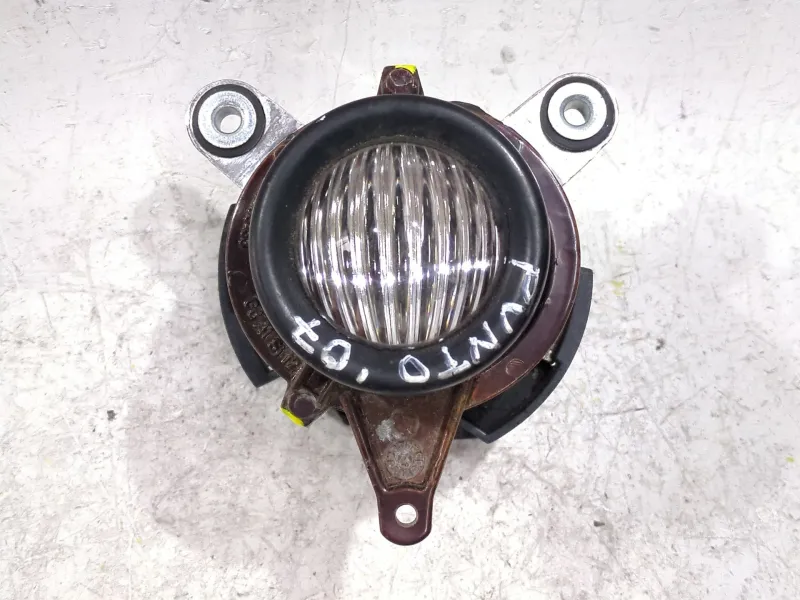 Recambio de faro antiniebla derecho para fiat punto / grande punto (199) 1.9 d multijet referencia OEM IAM 468499393  