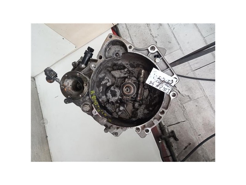 Recambio de caja cambios manual para seat ibiza (6k1)(1993) 1.4 i referencia OEM IAM 085301107  