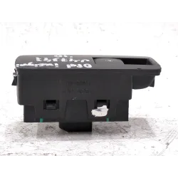 Recambio de mando elevalunas trasero izquierdo para opel insignia a (g09) 2.0 cdti (68) referencia OEM IAM 13301888  