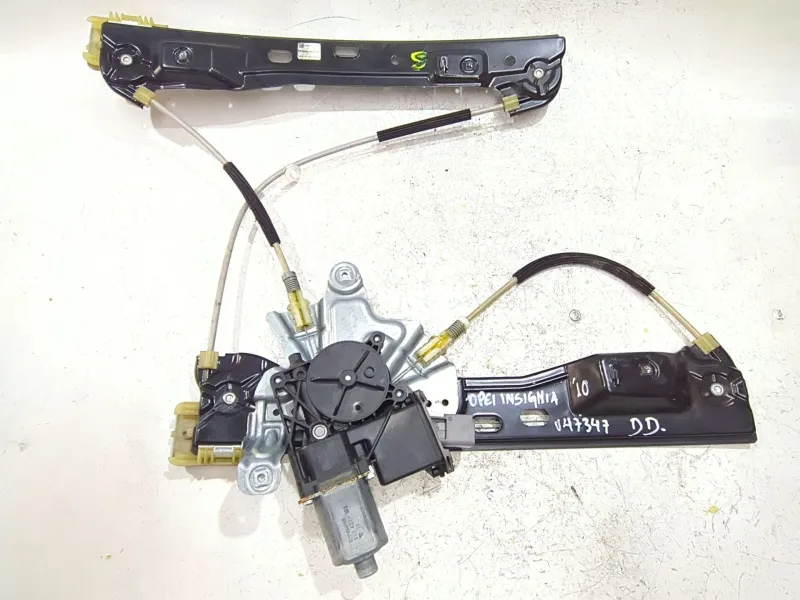 Recambio de mecanismo elevalunas delantero derecho para opel insignia a (g09) 2.0 cdti (68) referencia OEM IAM 13302452  