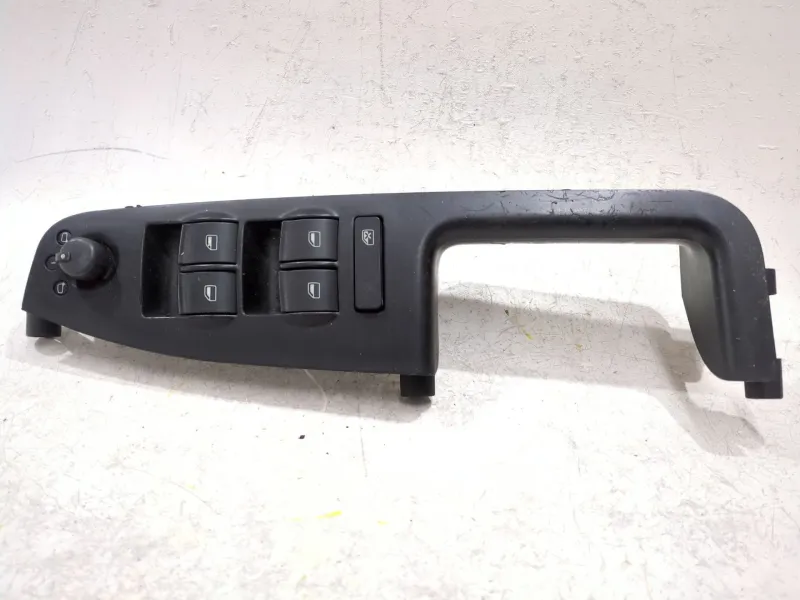Recambio de mando elevalunas delantero izquierdo para audi a4 b7 (8ec) 2.0 tdi 16v referencia OEM IAM 8E1867171  