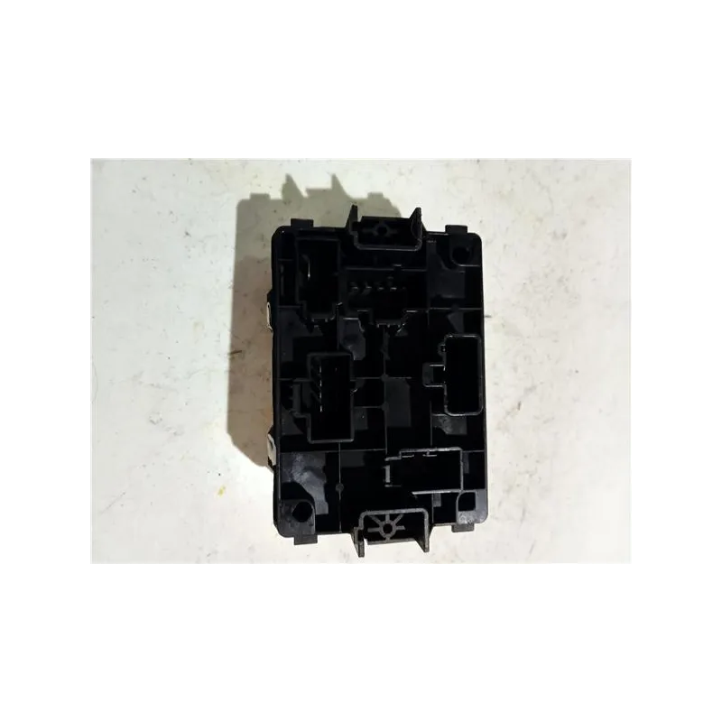 Recambio de caja fusibles/rele para ford mondeo berlina (ca2)(2007) referencia OEM IAM 93BG14A073AB  