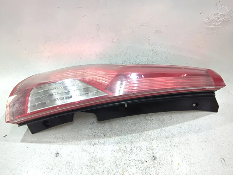 Recambio de piloto trasero izquierdo para citroën c4 picasso (2007) 1.6 hdi referencia OEM IAM 163843 00946601LI  
