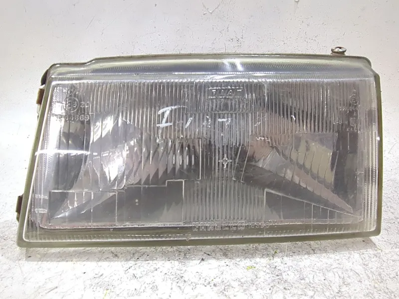Recambio de faro delantero izquierdo para fiat uno (146)(1983) 70 i.e. 1.4 referencia OEM IAM 16377  