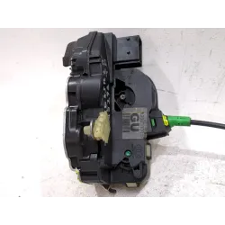 Recambio de cerradura puerta trasera derecha para opel insignia berlina (2008) 2.0 cdti referencia OEM IAM 13503808  