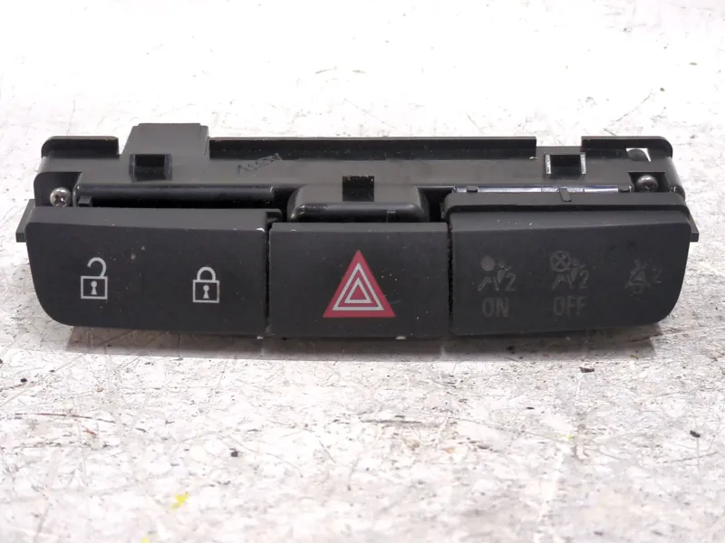 Recambio de boton emergencia para opel insignia berlina (2008) 2.0 cdti referencia OEM IAM 13324594  