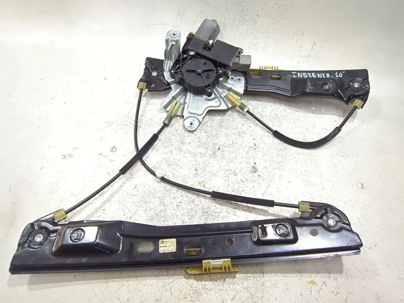 Recambio de mecanismo elevalunas delantero izquierdo para opel insignia berlina (2008) 2.0 cdti referencia OEM IAM 13302451  