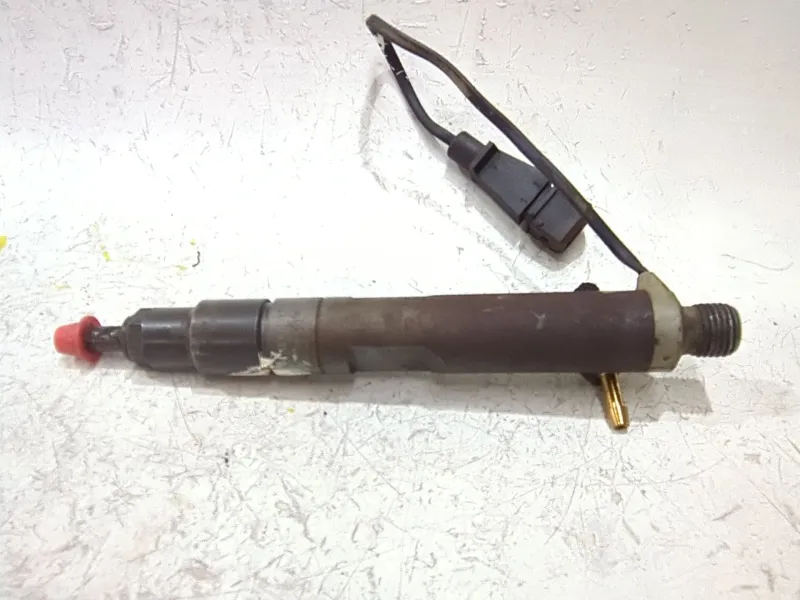Recambio de inyector para seat arosa (6h1) 1.7 sdi referencia OEM IAM 028130202S  
