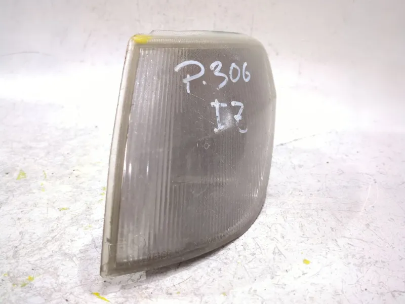 Recambio de piloto delantero izquierdo para peugeot 306 (7b, n3, n5) 1.9 d referencia OEM IAM G1131  
