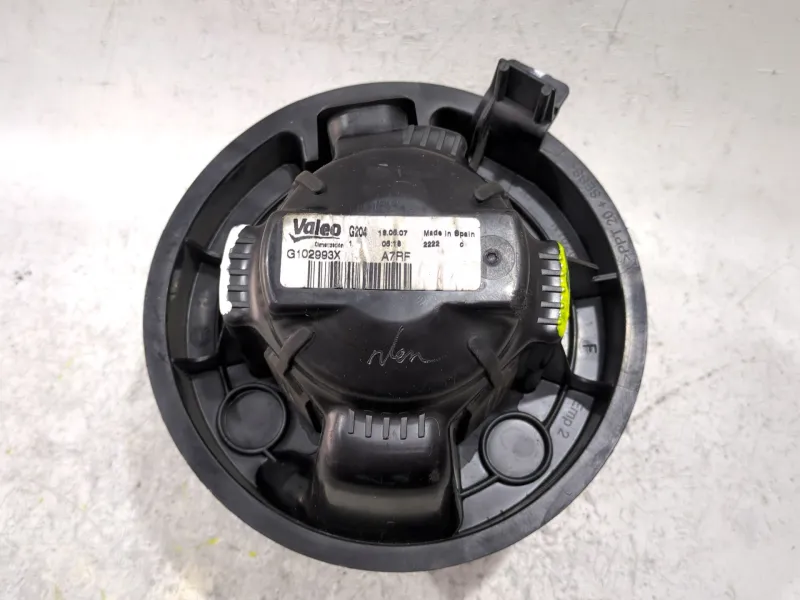 Recambio de motor calefaccion para peugeot 207 confort hdi referencia OEM IAM G102993X  