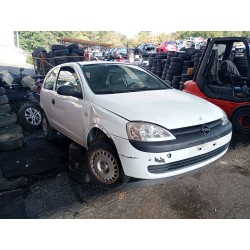 opel corsa c (x01) del año 2002