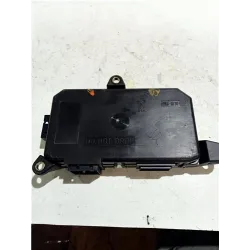 Recambio de centralita cierre para renault clio iii (2005) 1.1 75 cv referencia OEM IAM 46775024  