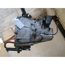 Recambio de caja cambios manual para chrysler neon pl2000 (2000) 1.6 referencia OEM IAM 4668611AD  