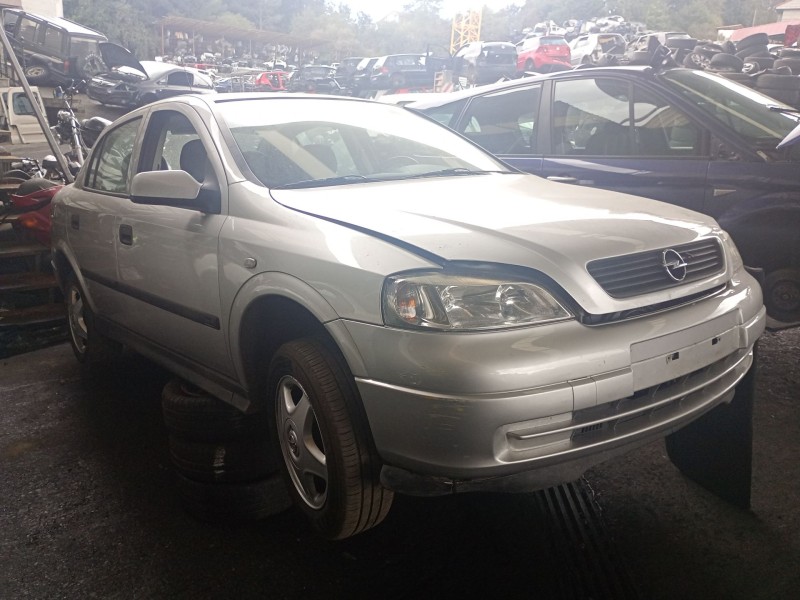 opel astra g sedán (t98) del año 2002