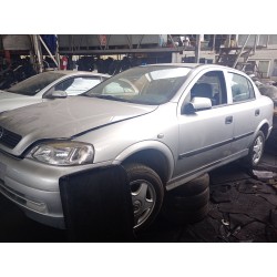 opel astra g sedán (t98) del año 2002