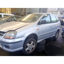 nissan almera ii (n16) del año 2001