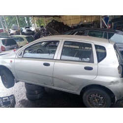 daewoo kalos (klas) del año 2004