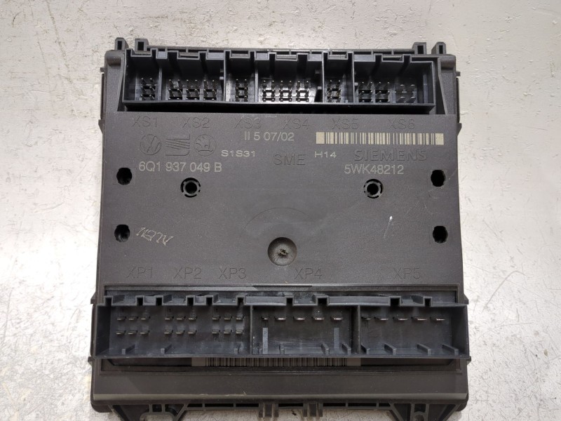 Recambio de caja reles / fusibles para seat ibiza (6l1)(04.2002) 16v referencia OEM IAM 6Q1937049B 5WK48212  