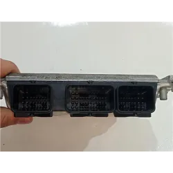 Recambio de centralita inyeccion para citroën c5 berlina hdi (dcrhzb, dcrhze) referencia OEM IAM 9652183880 EDC15C226  