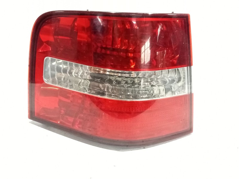 Recambio de piloto trasero izquierdo para fiat stilo multi wagon (192_) 1.9 jtd referencia OEM IAM 28192002  