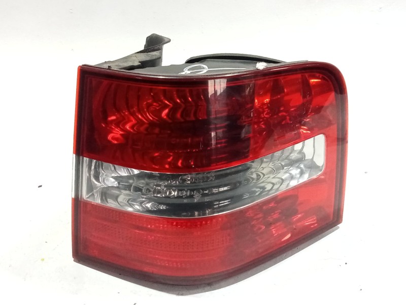 Recambio de piloto trasero derecho para fiat stilo multi wagon (192_) 1.9 jtd referencia OEM IAM 28192002  