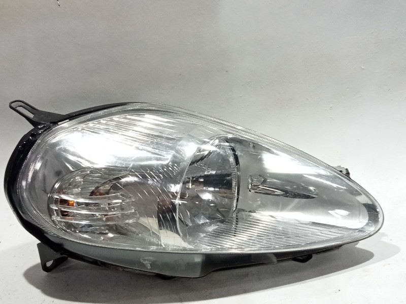Recambio de faro delantero derecho para fiat punto / grande punto (199) 1.3 d multijet referencia OEM IAM 89101388  
