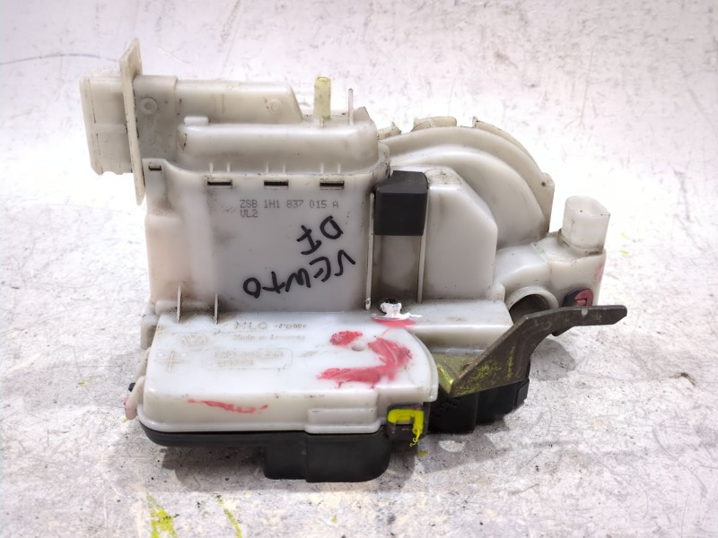 Recambio de cerradura puerta delantera izquierda para volkswagen vento (1h2)(1991) 1.9 d referencia OEM IAM 1H1837015A  