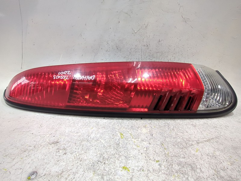 Recambio de piloto trasero izquierdo para daihatsu terios (j100)(19972006) 1.3 referencia OEM IAM 22051672  