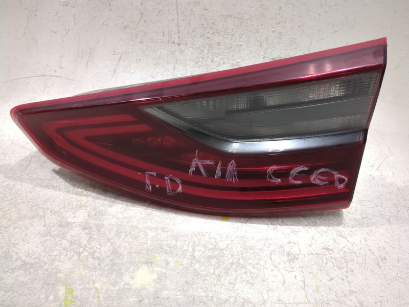 Recambio de piloto porton trasero derecho para kia ceed (cd) 1.0 t-gdi referencia OEM IAM IR75RR05  