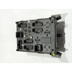 CAJA RELES / FUSIBLES 518002217 