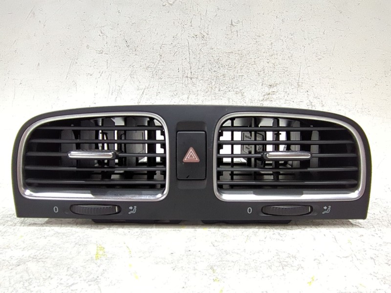 Recambio de aireador central para volkswagen golf vi (5k1) 2.0 tdi referencia OEM IAM 5K0815736C 5K0815735C  