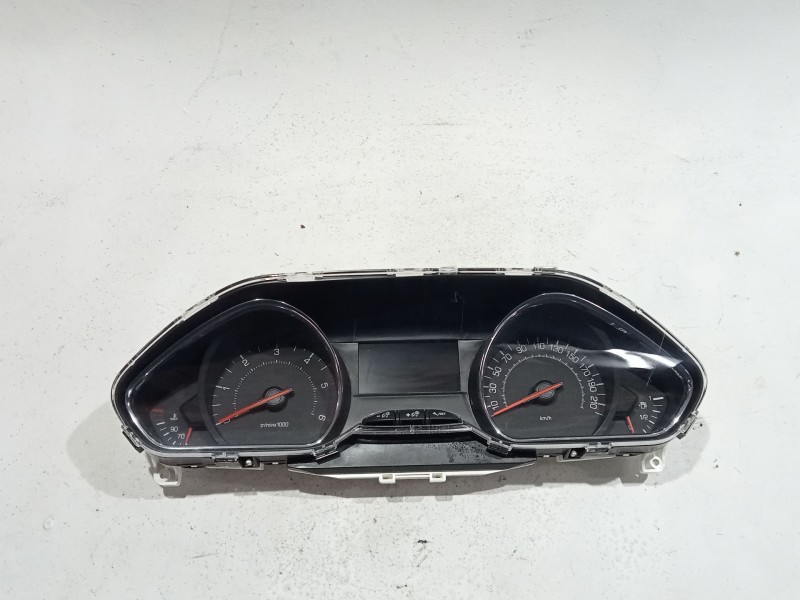 Recambio de cuadro instrumentos para peugeot 208 1.6 hdi referencia OEM IAM 9674643080  