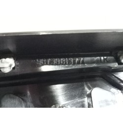 Recambio de moldura para peugeot 208 1.6 hdi referencia OEM IAM 9673861377  