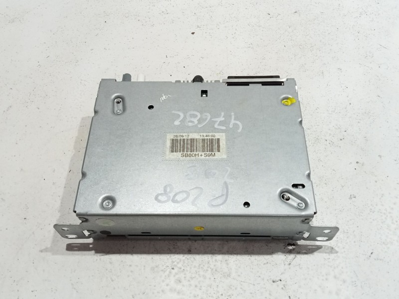 Recambio de sistema audio / radio cd para peugeot 208 1.6 hdi referencia OEM IAM 9801840680  