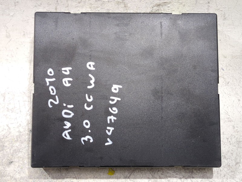 Recambio de modulo electronico para audi a4 b8 (8k2) 3.0 tdi quattro referencia OEM IAM 8K0907064DP  