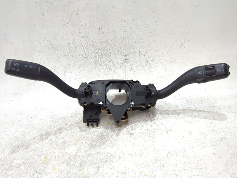 Recambio de mando multifuncion para audi a4 b6 (8e2) 1.9 tdi referencia OEM IAM 8E0953549F  