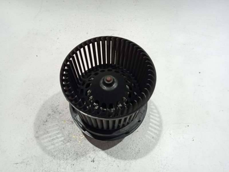 Recambio de motor calefaccion para peugeot 207 (2006) 1.6 hdi referencia OEM IAM G102994D  