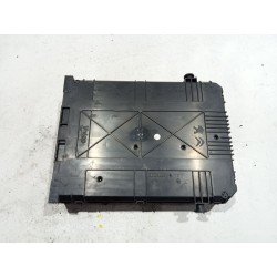 Recambio de caja reles / fusibles para peugeot 208 1.6 hdi referencia OEM IAM 9807531680  