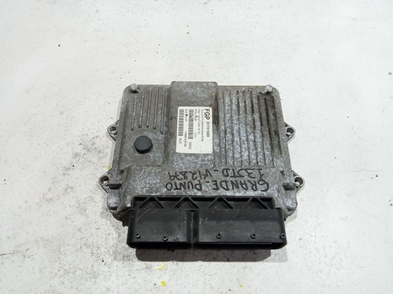 Recambio de centralita inyeccion para fiat punto / grande punto (199) 1.3 d multijet referencia OEM IAM 51781569  