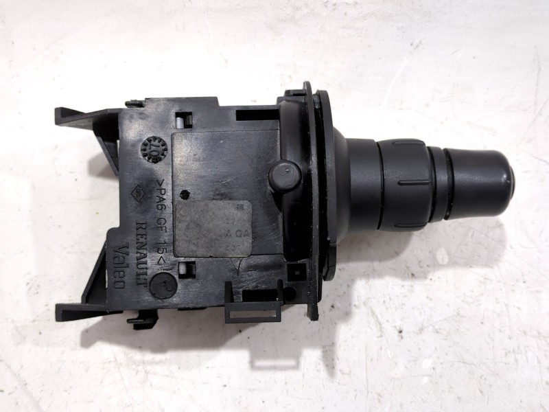 Recambio de mando intermitentes para renault grand scénic iii (jz0/1_) 2.0 dci (jz0y) referencia OEM IAM   