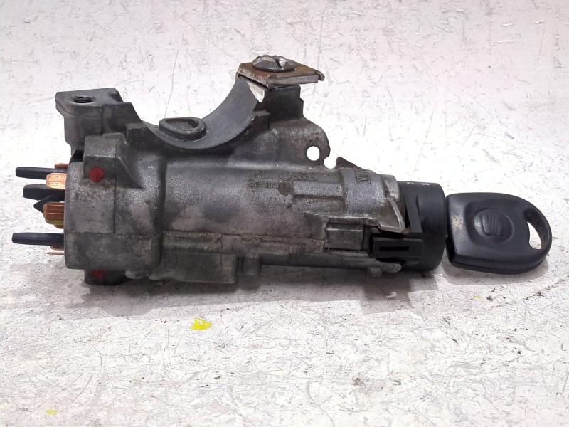 Recambio de conmutador de arranque para seat ibiza (6l1)(04.2002) 1.9 sdi referencia OEM IAM 4B0905851C  